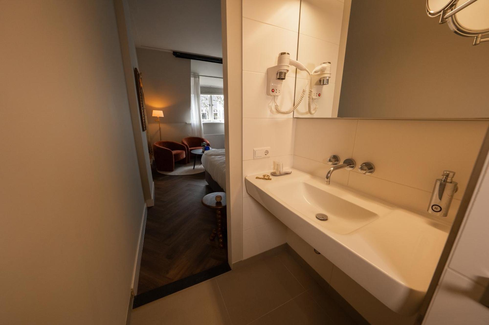 Boutique Hotel By Atelier Nijmegen Room photo