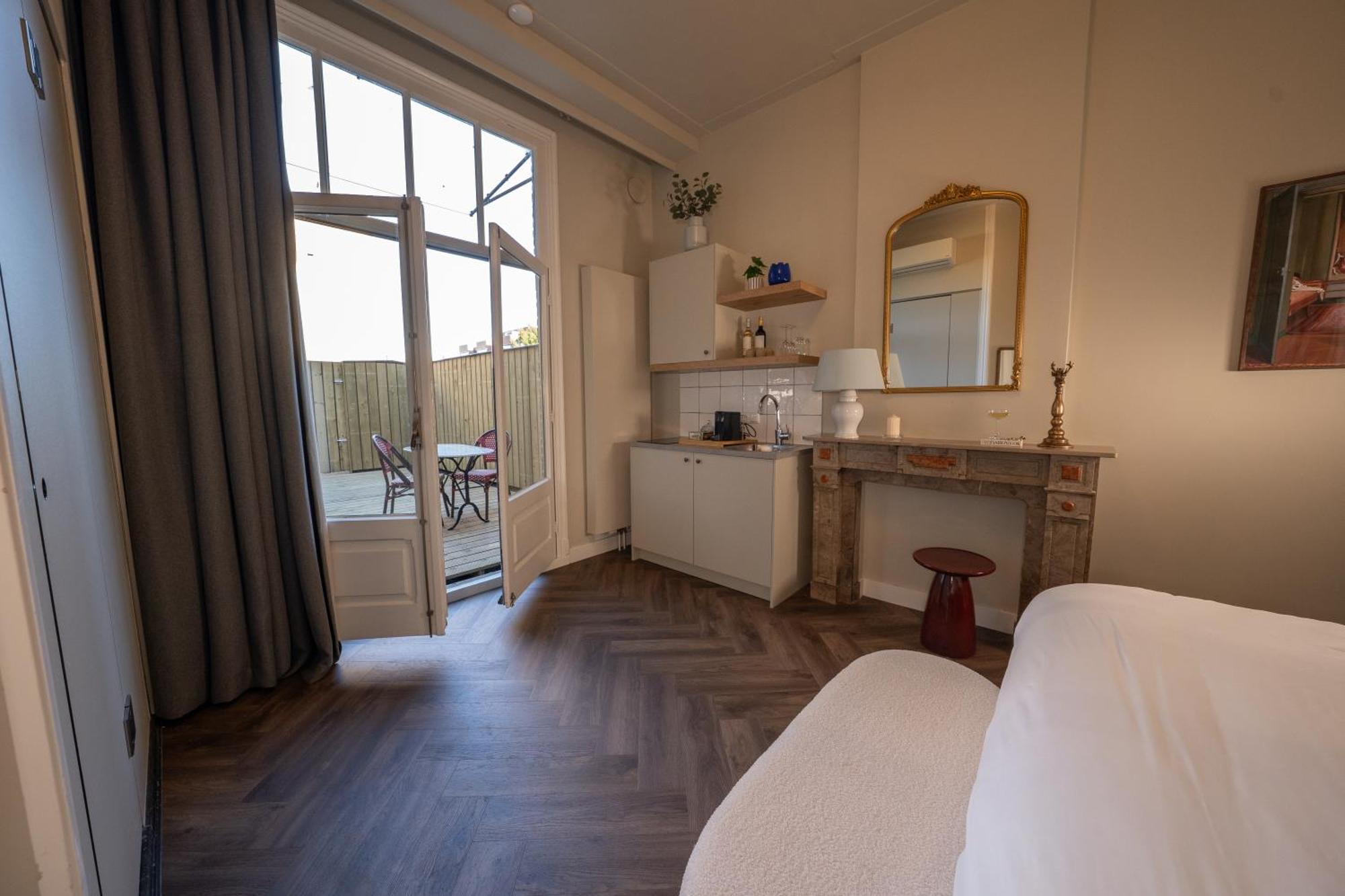 Boutique Hotel By Atelier Nijmegen Room photo
